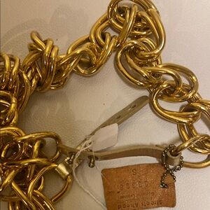 STREETS AHEAD Gold Chain belt